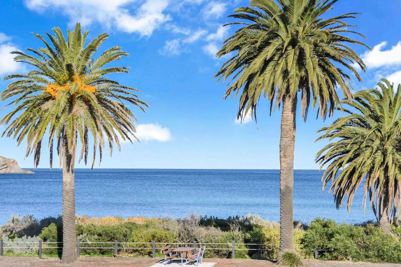 Beautiful Beach Front Townhouse Виктор-Харбор Экстерьер фото